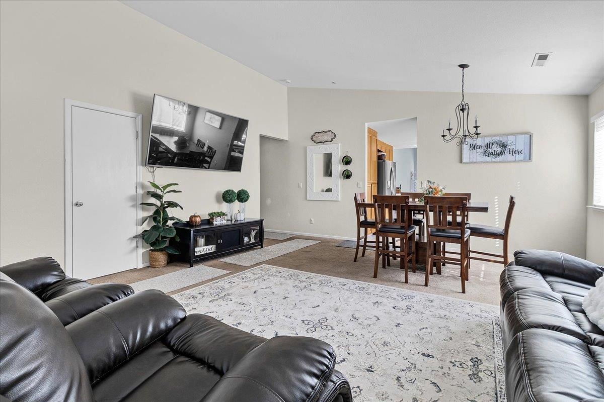 Dining room, Interior, Pendant Lights