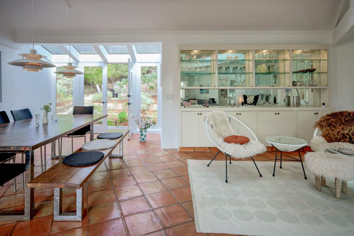 Dining room, Interior, Pendant Lights, Sun Room