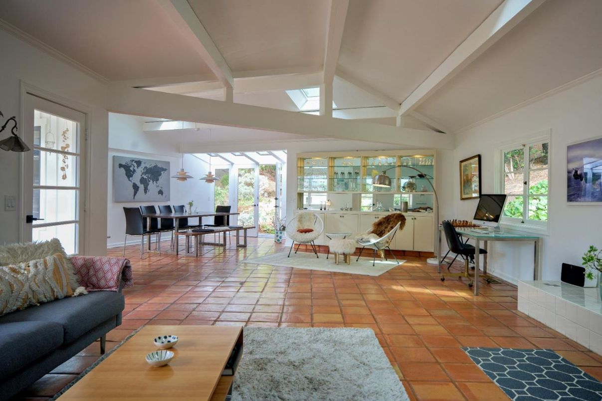 Dining room, Interior