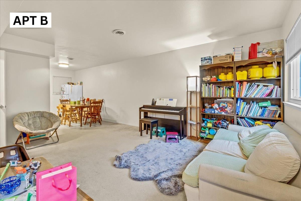 Dining room, Interior, Living room, Piano