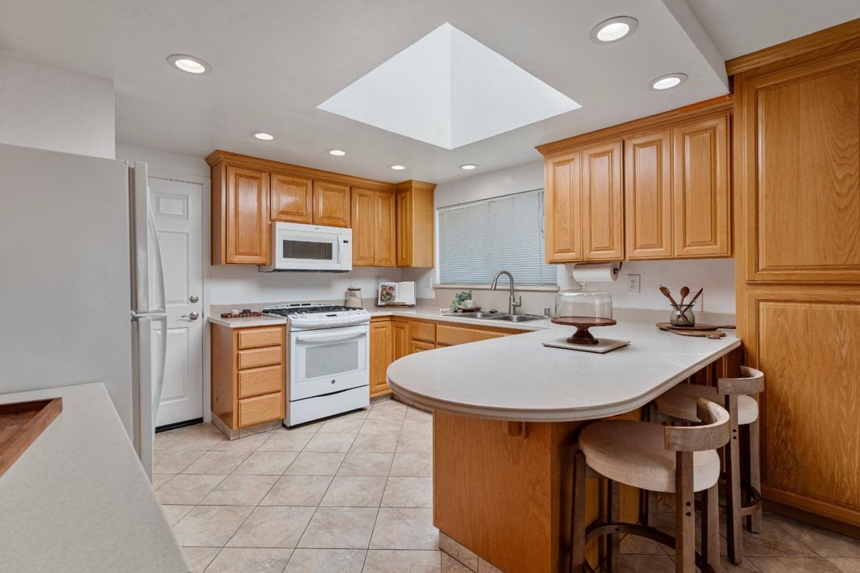 Interior, Kitchen, Recessed Lighting