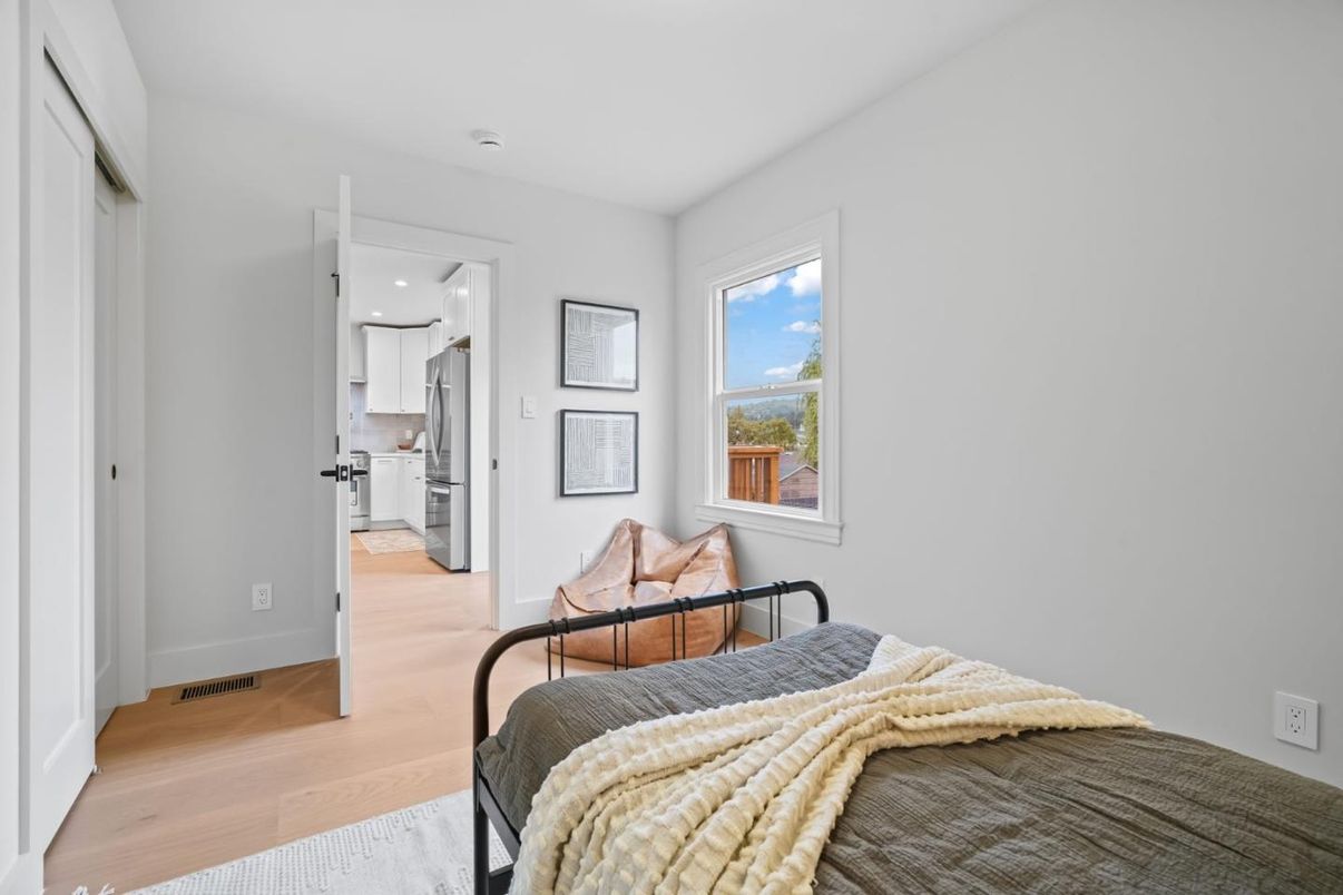 Bedroom, Interior, Kitchen, Recessed Lighting, Wood Texture Flooring