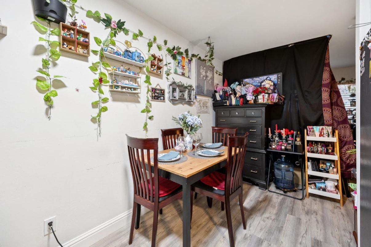 Dining room, Interior, Wood Texture Flooring