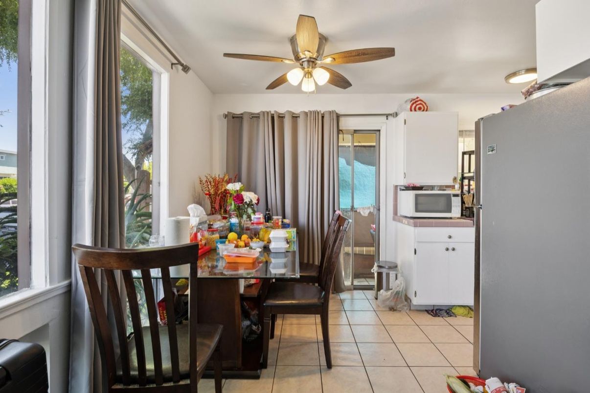 Dining room, Interior