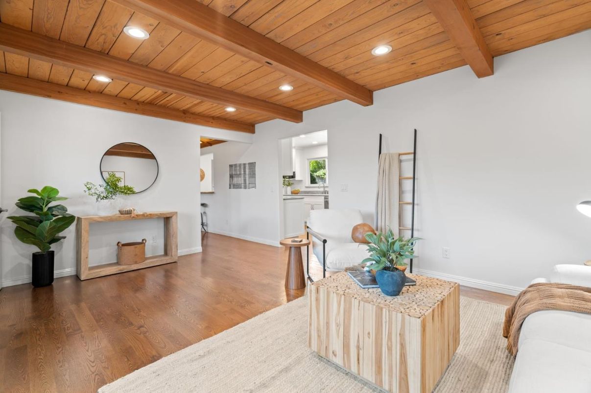 Interior, Living room, Recessed Lighting, Wooden Beams, Wooden Ceilings, Wood Texture Flooring
