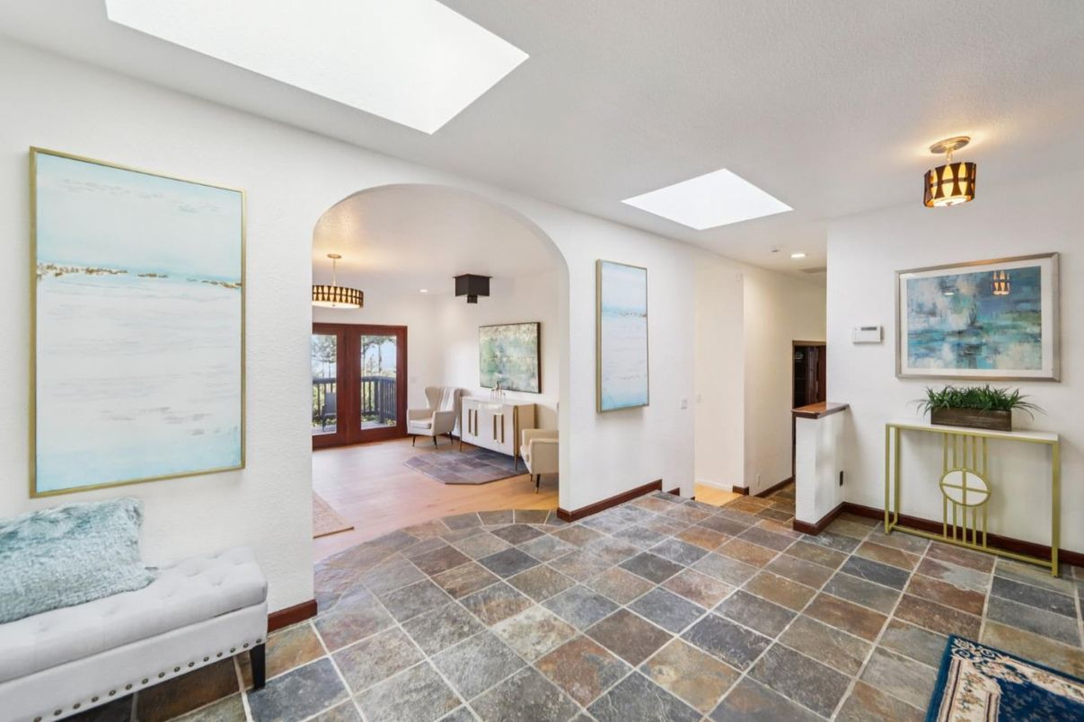 Interior, Recessed Lighting