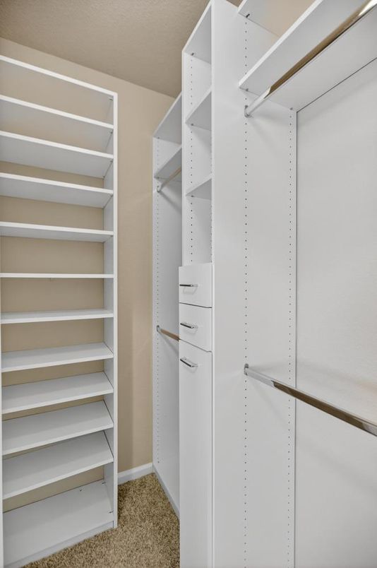 Interior, Walk-in Closets