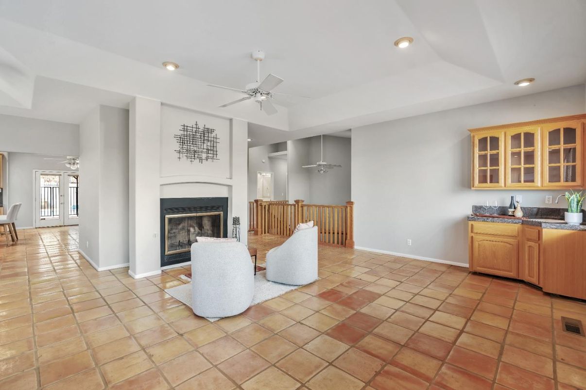 Fireplace, Interior, Recessed Lighting