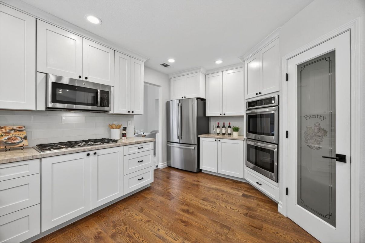 Interior, Kitchen, Recessed Lighting, Stainless Steel Appliances, Wood Texture Flooring
