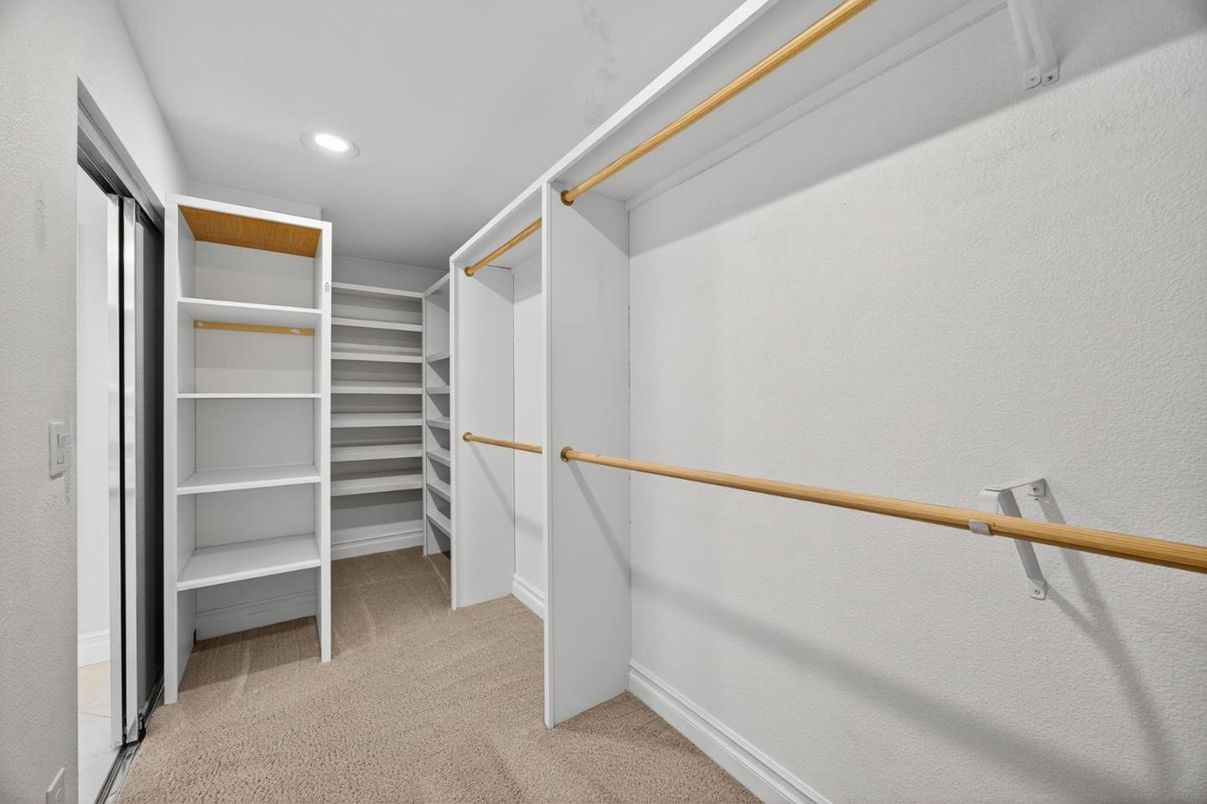 Interior, Recessed Lighting, Walk-in Closets