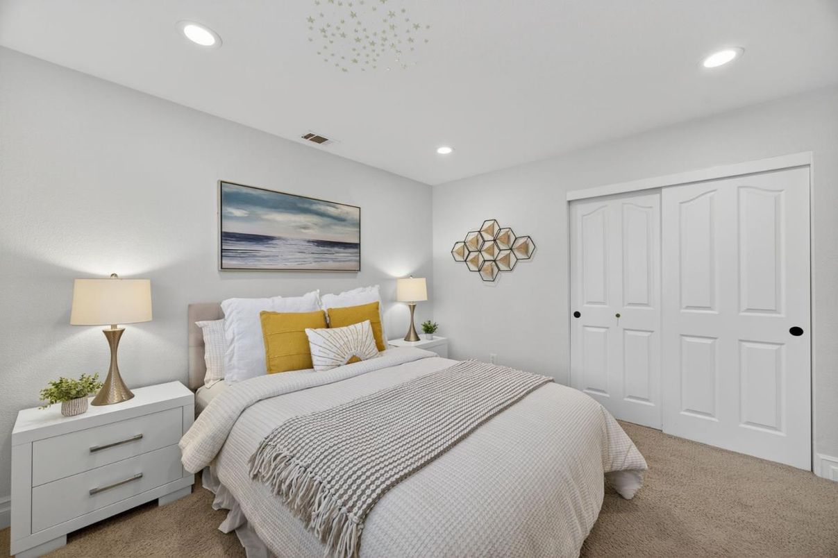 Bedroom, Interior, Recessed Lighting