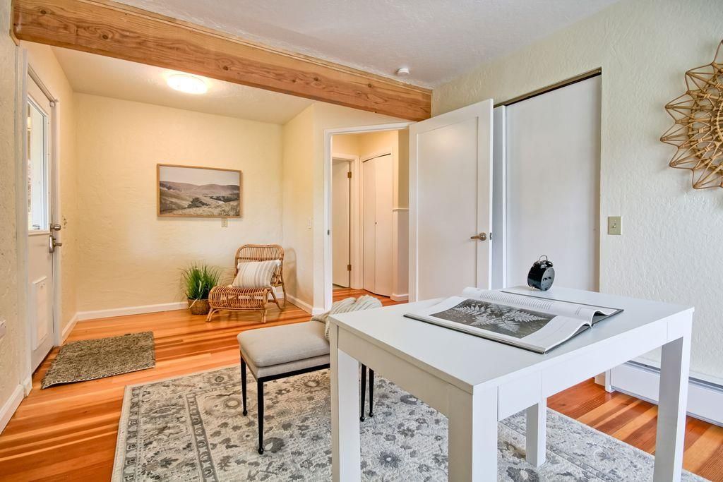 Home Office, Interior, Recessed Lighting, Wooden Beams, Wood Texture Flooring