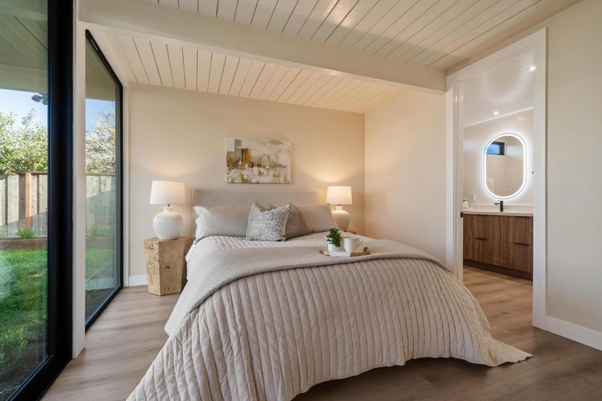 Bedroom, Interior, Wood Texture Flooring