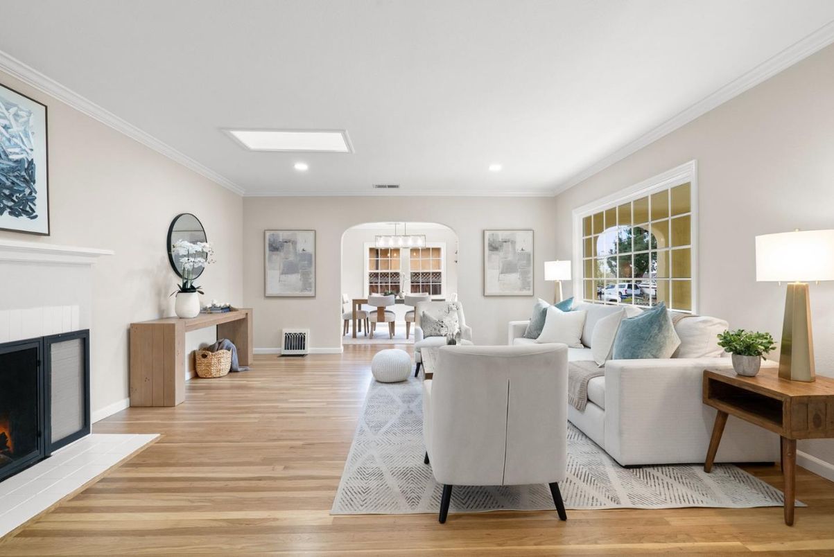 Chandelier, Dining room, Fireplace, Interior, Living room, Recessed Lighting, Wood Texture Flooring