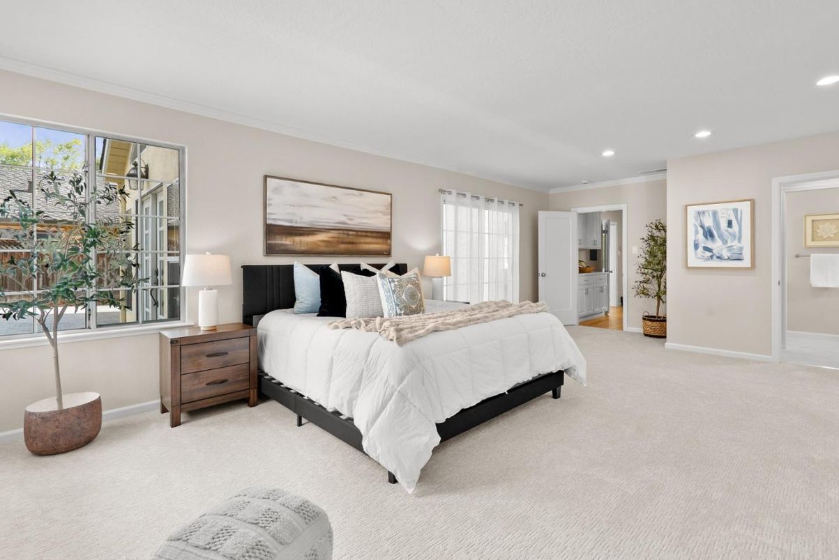 Bedroom, Interior, Recessed Lighting