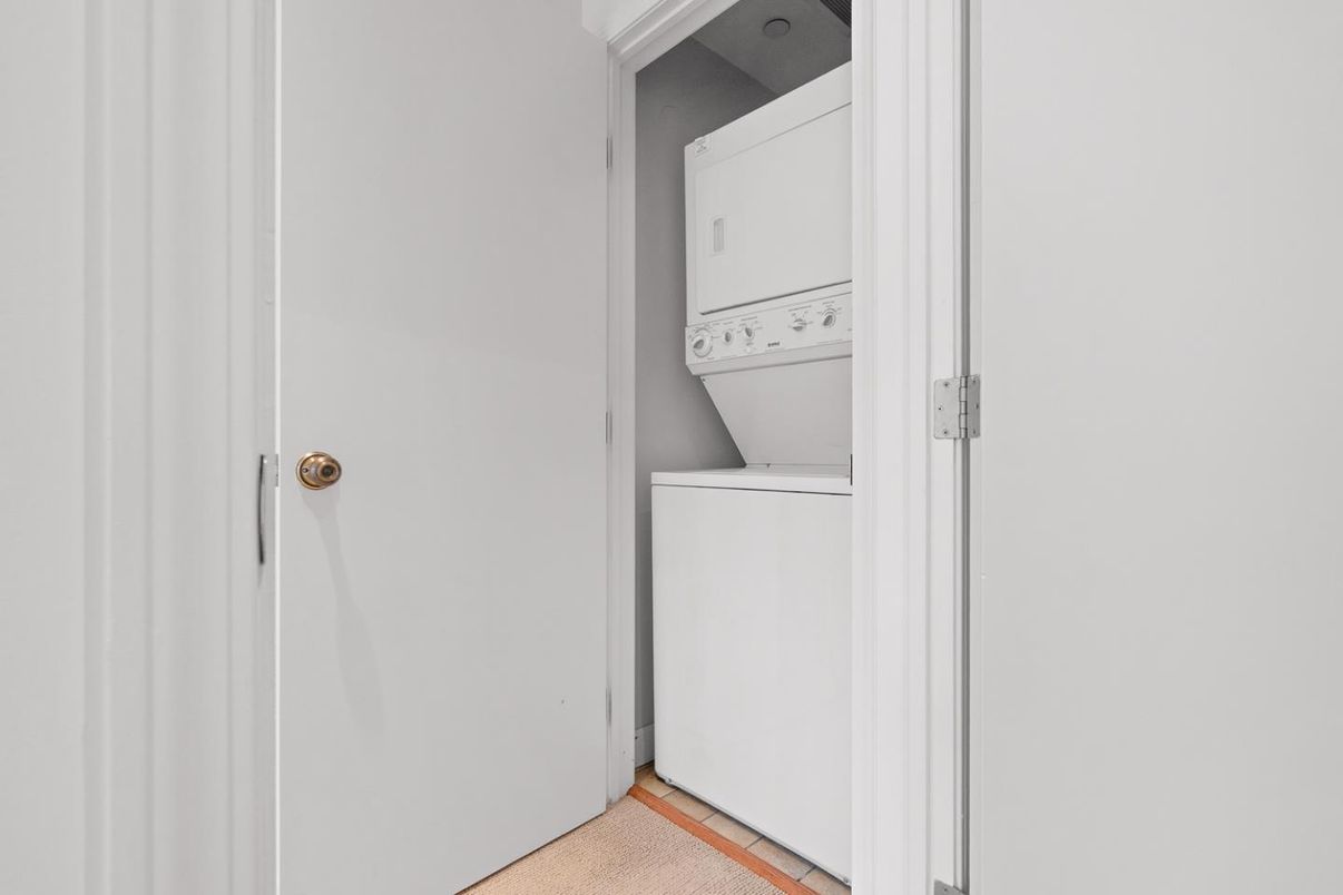 Interior, Utility Closets, Washer