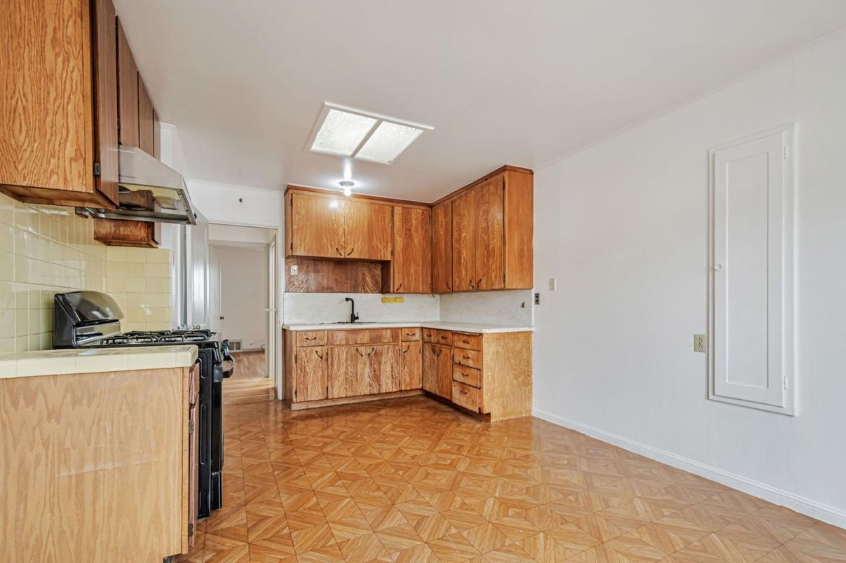 Interior, Kitchen, Wood Texture Flooring