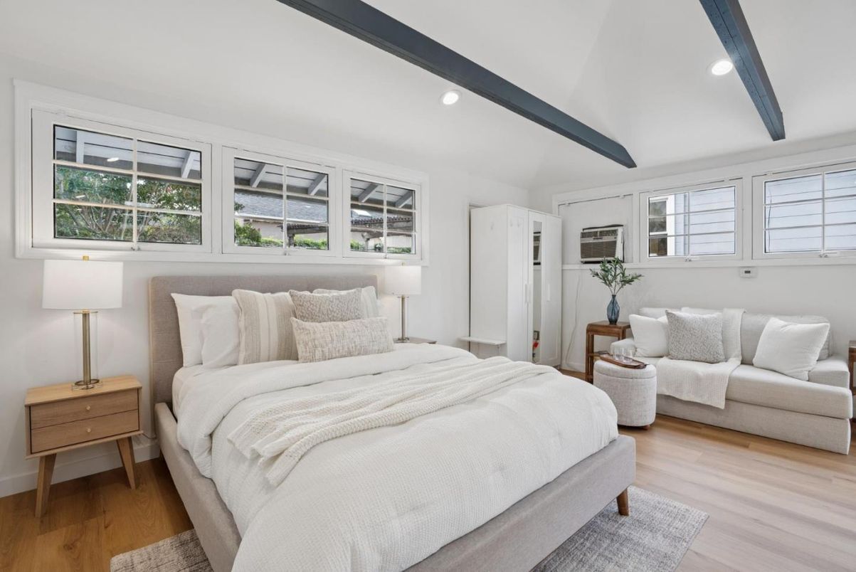 Bedroom, Interior, Recessed Lighting, Wood Texture Flooring