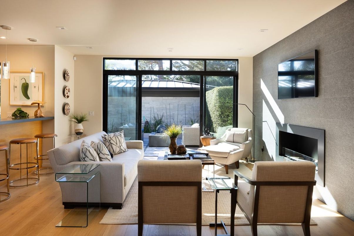 Interior, Living room, Pendant Lights, Recessed Lighting, Wood Texture Flooring