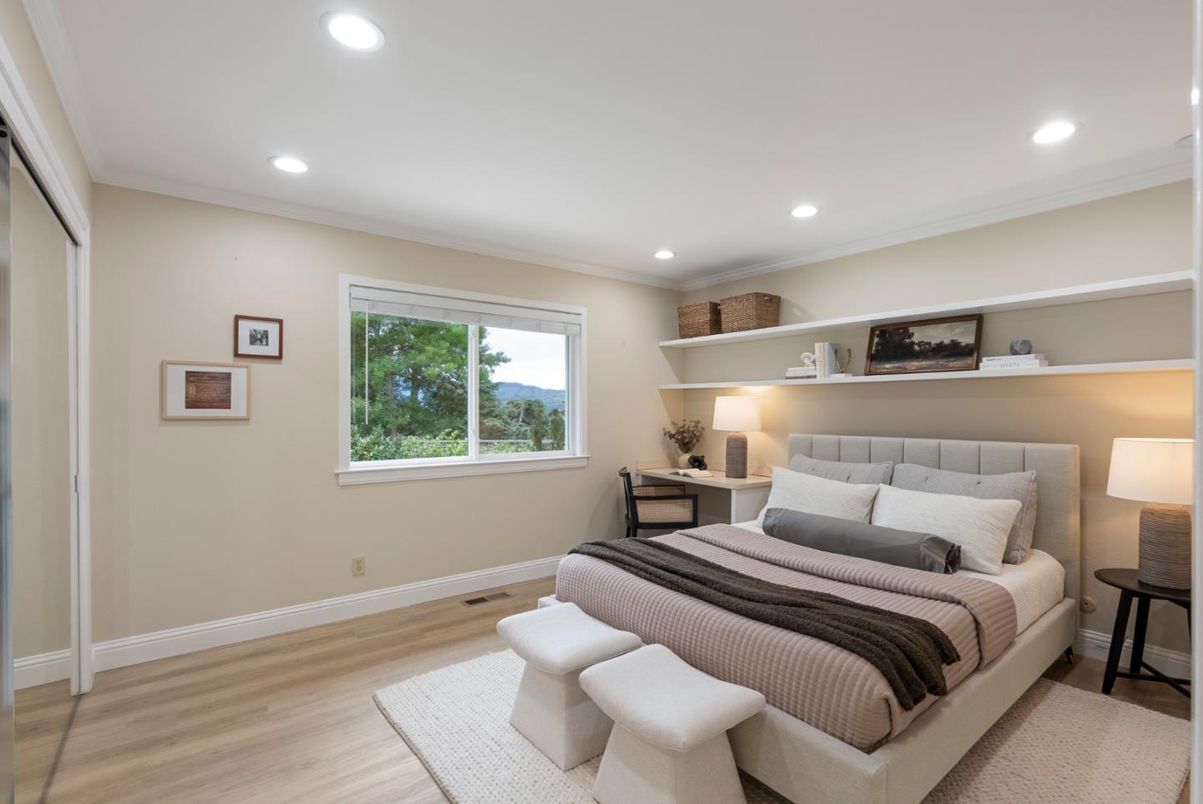 Bedroom, Interior, Recessed Lighting, Wood Texture Flooring