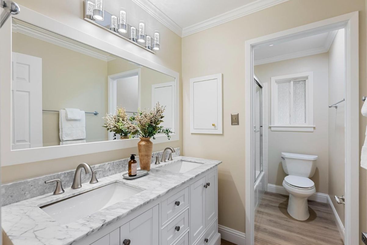 Bathroom, Dual Sink Vanities, Interior, Wood Texture Flooring