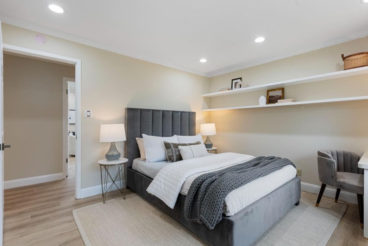 Bedroom, Interior, Recessed Lighting, Wood Texture Flooring