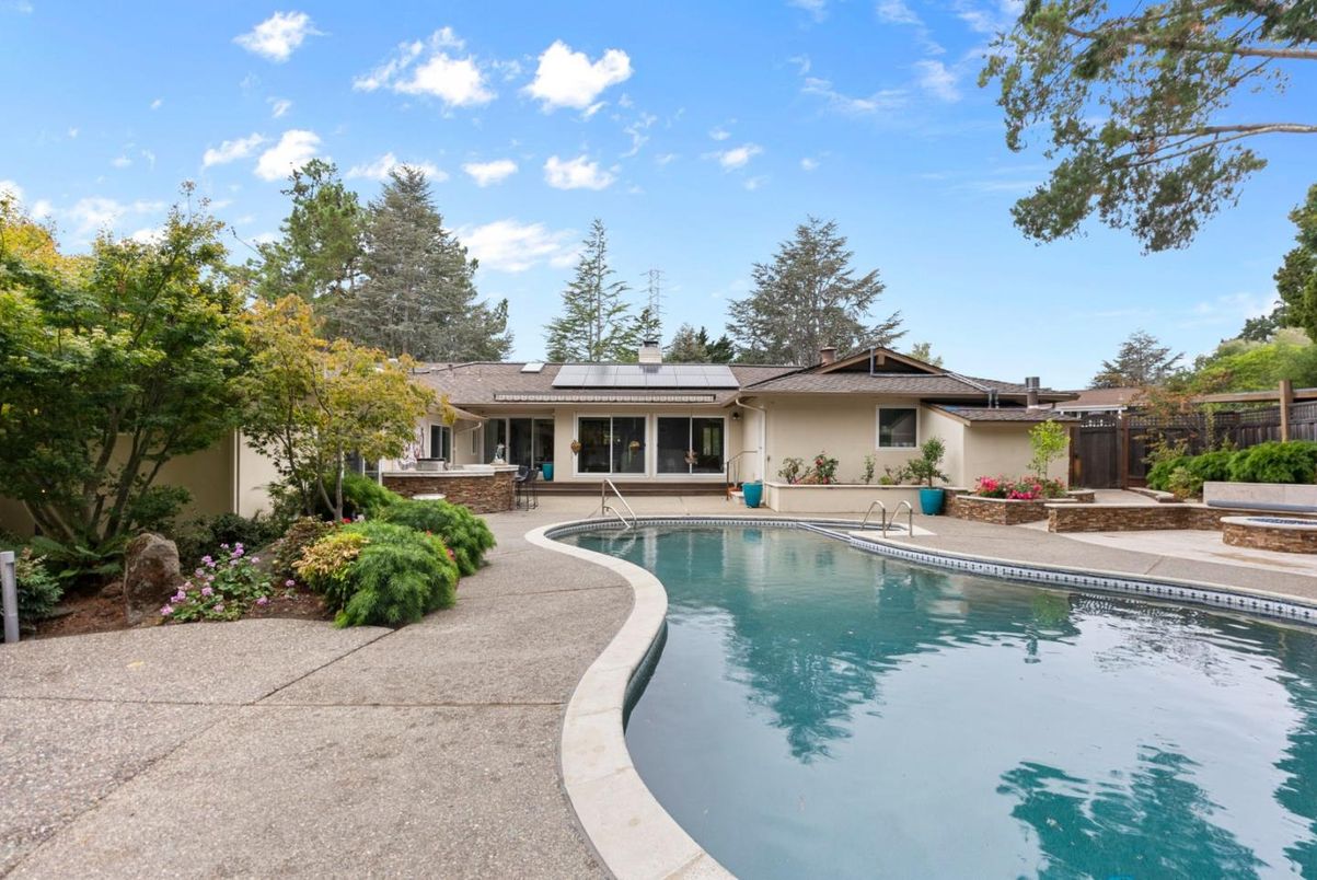 Exterior, Pool, Solar Panels