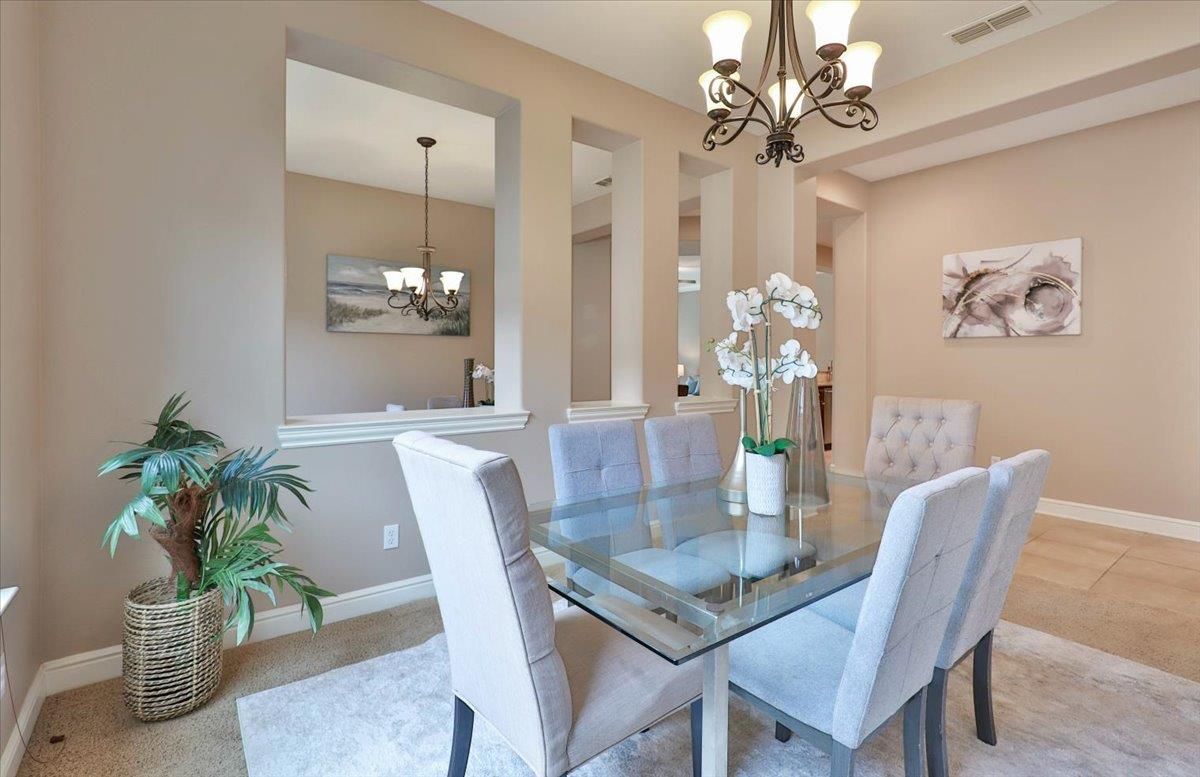 Chandelier, Dining room, Interior