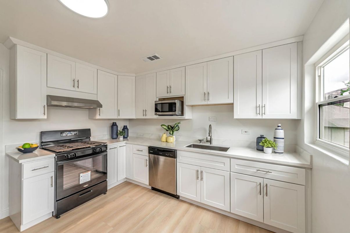 Interior, Kitchen, Stainless Steel Appliances, Wood Texture Flooring