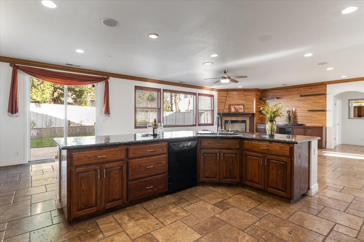 Interior, Kitchen, Recessed Lighting, Wooden Walls