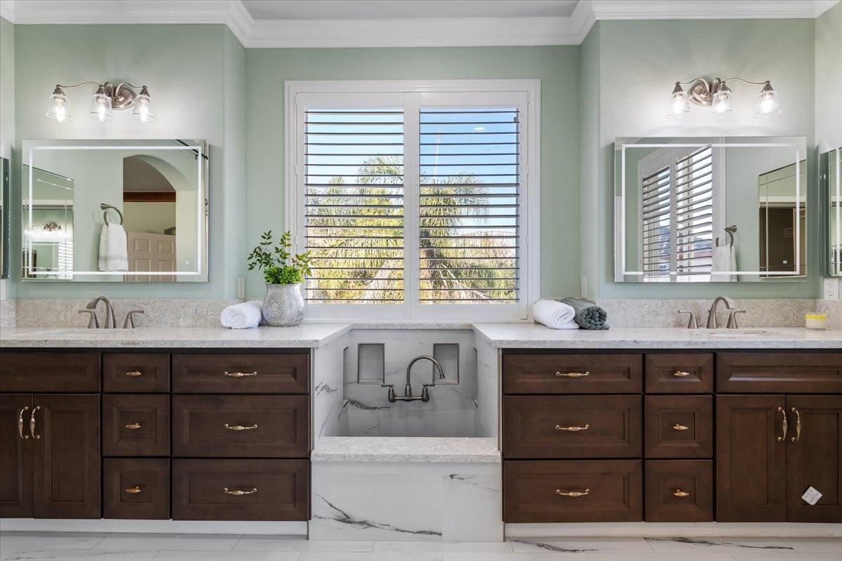 Bathroom, Dual Sink Vanities, Interior, Marble