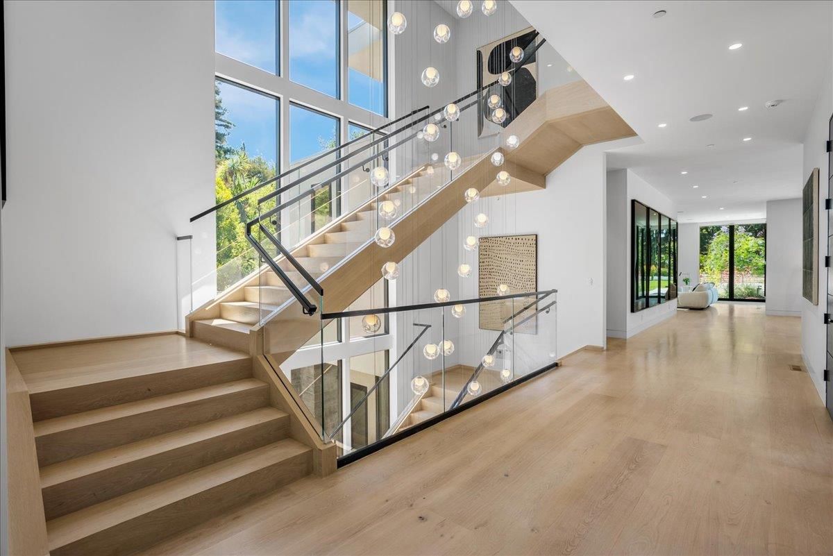 Interior, Pendant Lights, Recessed Lighting, Wood Texture Flooring