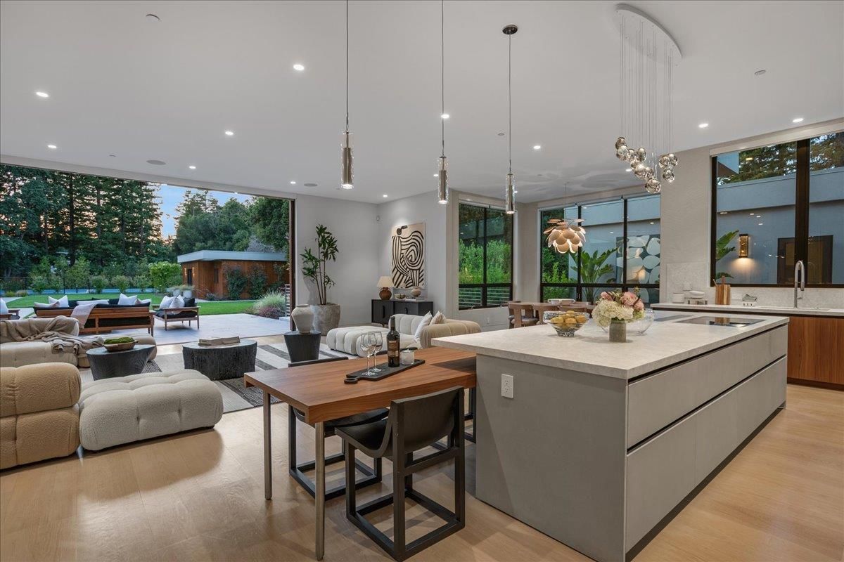 Dining room, Interior, Living room, Pendant Lights, Recessed Lighting, Wood Texture Flooring