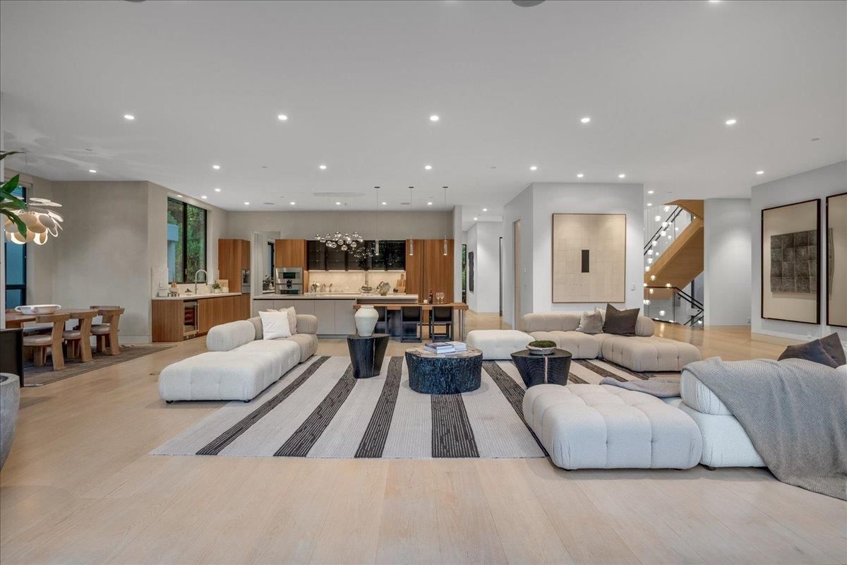 Dining room, Interior, Kitchen, Living room, Pendant Lights, Recessed Lighting, Wood Texture Flooring