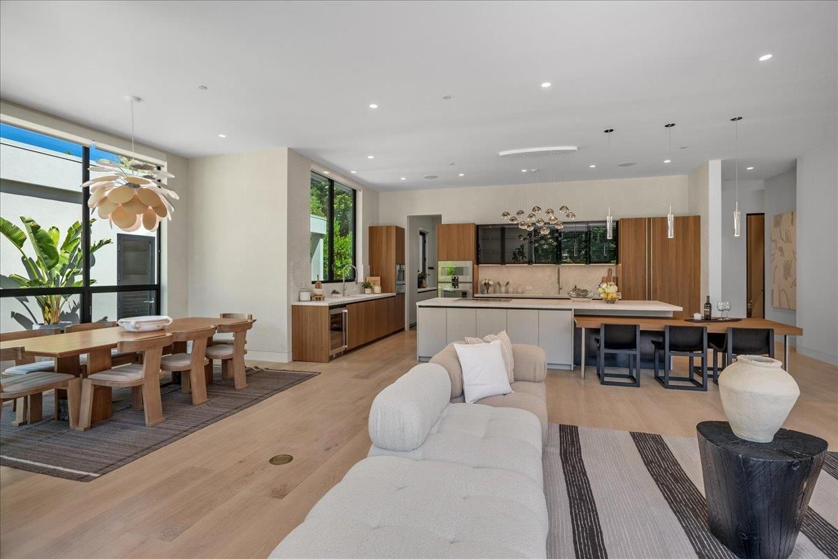 Dining room, Interior, Kitchen, Pendant Lights, Recessed Lighting, Wood Texture Flooring