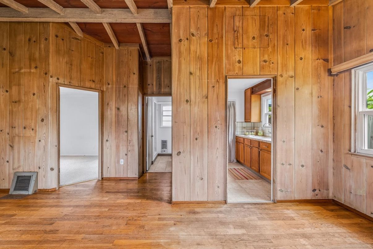 Empty room, Interior, Wooden Beams, Wooden Ceilings, Wood Texture Flooring, Wooden Walls