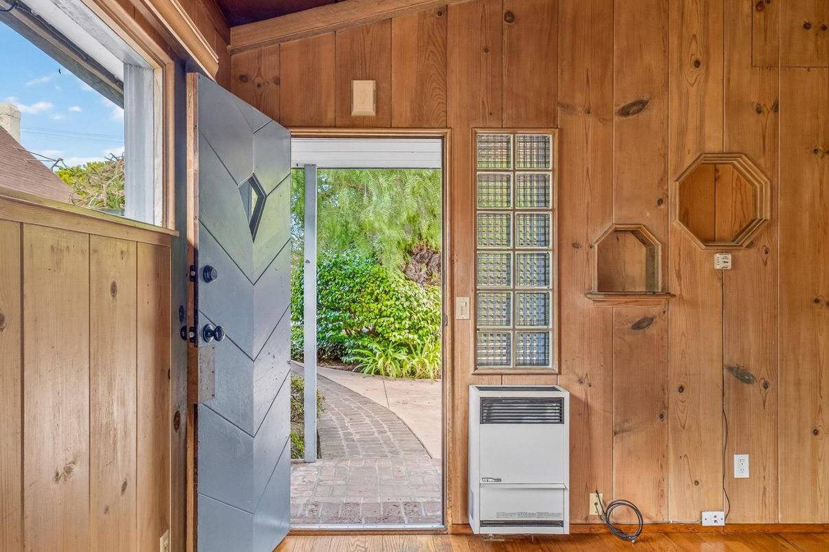 Interior, Wooden Walls