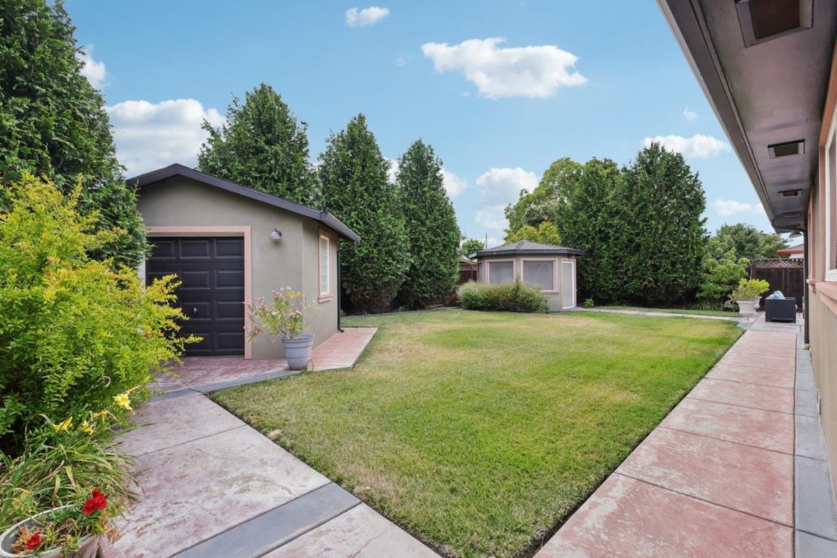 Backyard, Detached Garage, Exterior