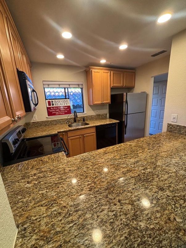 Interior, Kitchen, Recessed Lighting