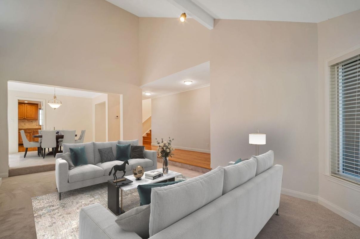 Dining room, Interior, Living room, Pendant Lights