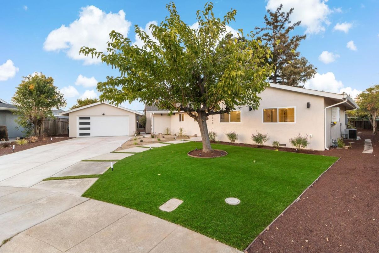 Backyard, Detached Garage, Exterior