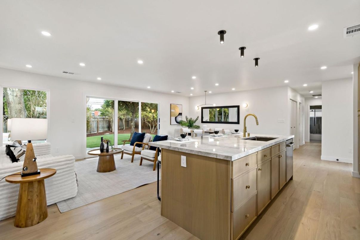 Interior, Kitchen, Living room, Pendant Lights, Recessed Lighting, Wood Texture Flooring