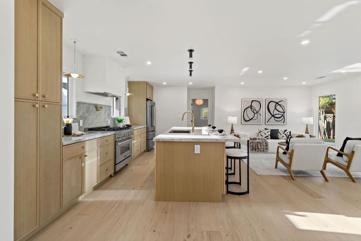 Interior, Kitchen, Living room, Pendant Lights, Recessed Lighting, Stainless Steel Appliances, Wood Texture Flooring