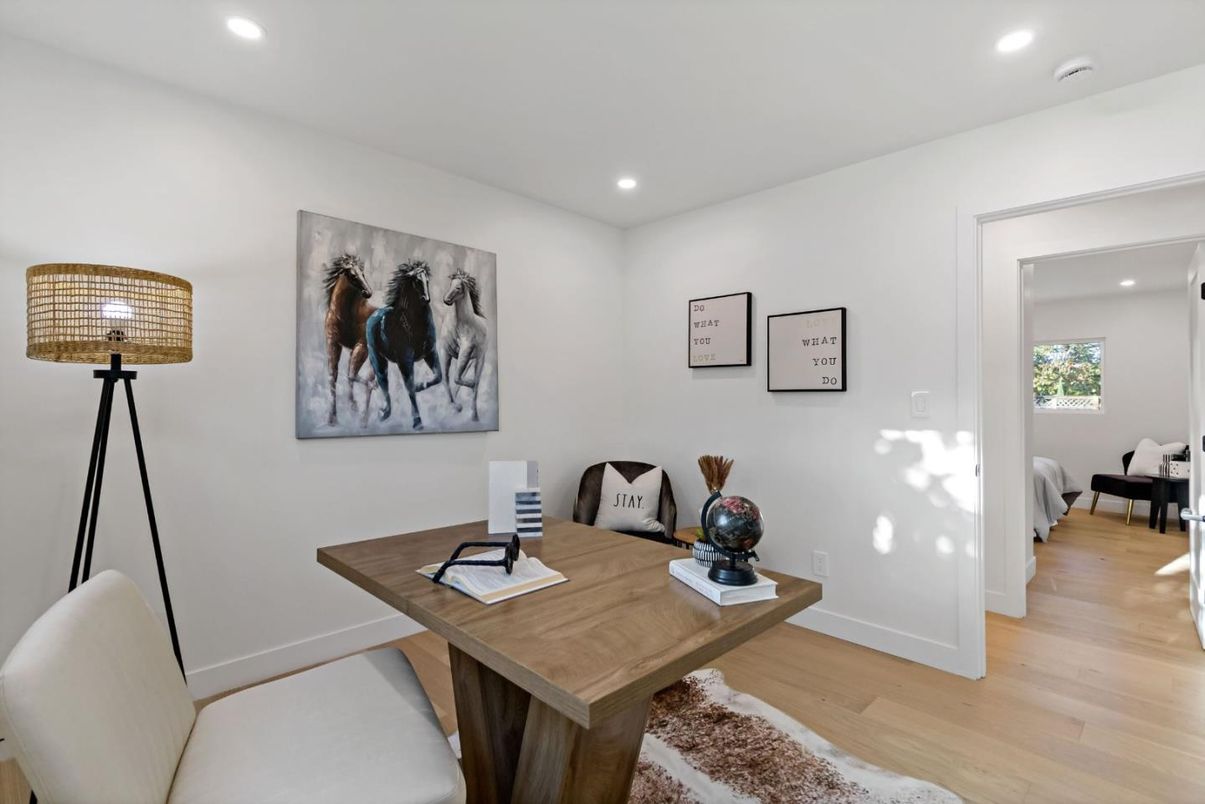 Home Office, Interior, Recessed Lighting, Wood Texture Flooring