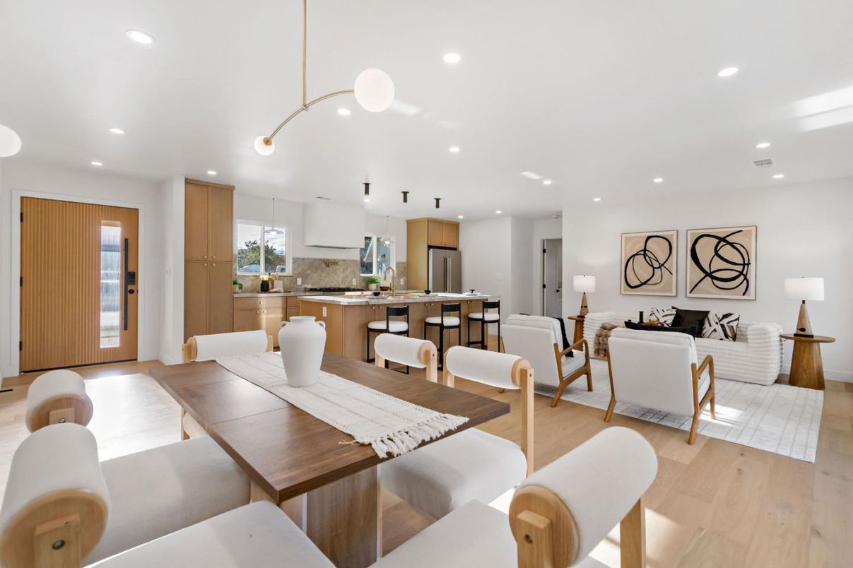 Dining room, Interior, Kitchen, Living room, Pendant Lights, Recessed Lighting, Stainless Steel Appliances, Wood Texture Flooring