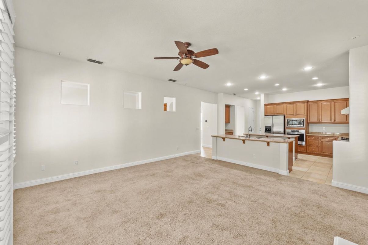 Empty room, Interior, Kitchen, Recessed Lighting