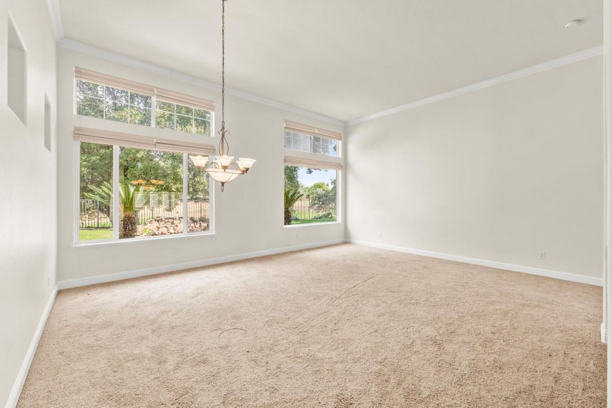 Chandelier, Empty room, Interior, Pendant Lights