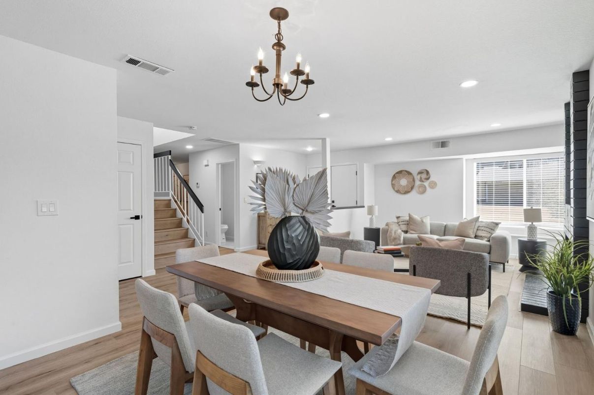 Chandelier, Dining room, Interior, Living room, Recessed Lighting, Wood Texture Flooring