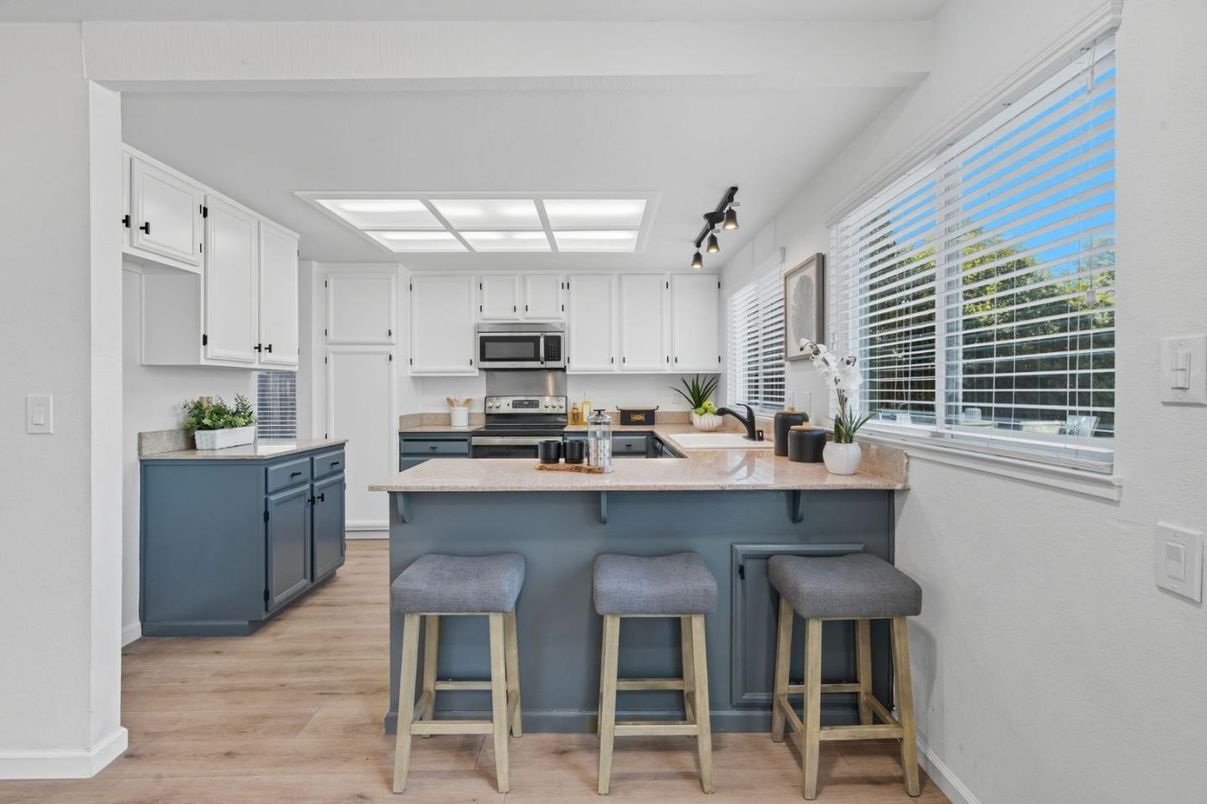Interior, Kitchen, Stainless Steel Appliances, Wood Texture Flooring