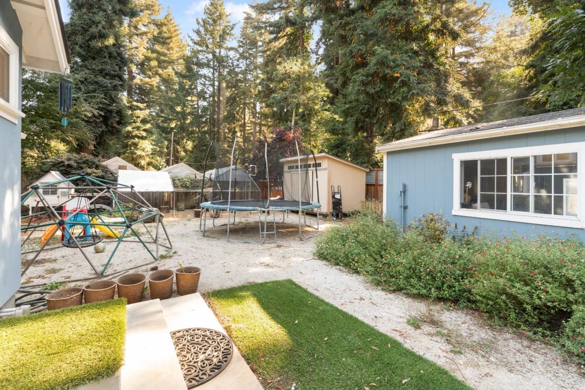 Backyard, Exterior, Playground